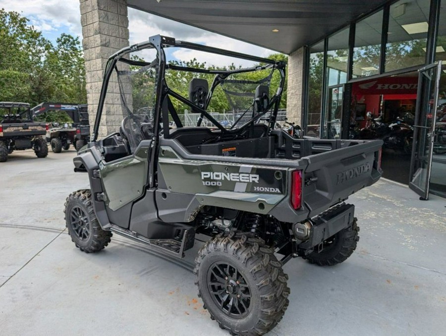 2024 Honda Pioneer 1000 Deluxe