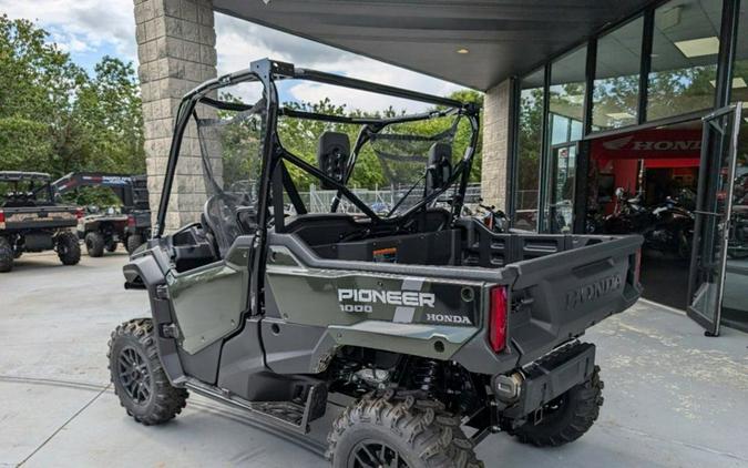 2024 Honda Pioneer 1000 Deluxe