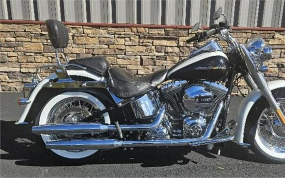 2017 Harley-Davidson® FLSTN - Softail® Deluxe