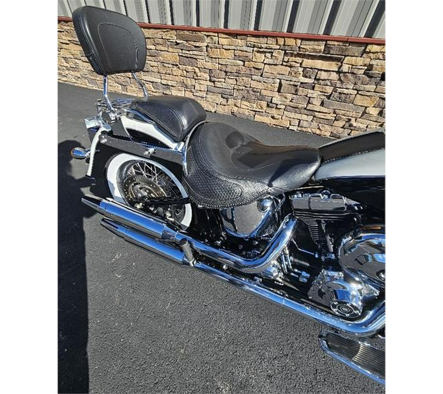 2017 Harley-Davidson® FLSTN - Softail® Deluxe