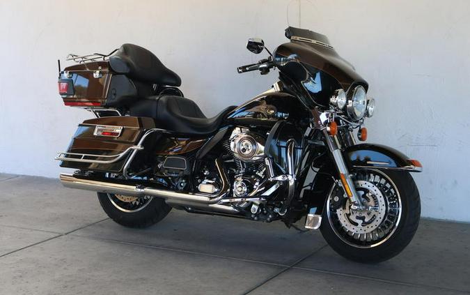 2013 Harley-Davidson® FLHTCUSE8 - CVO™ Ultra Classic® Electra Glide® 110th Anniversary Edition