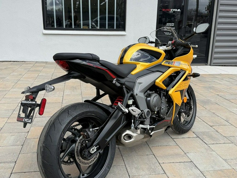 2026 Triumph Daytona 660 Cosmic Yellow Sapphire Black