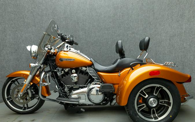 2015 HARLEY DAVIDSON FLRT FREEWHEELER TRIKE