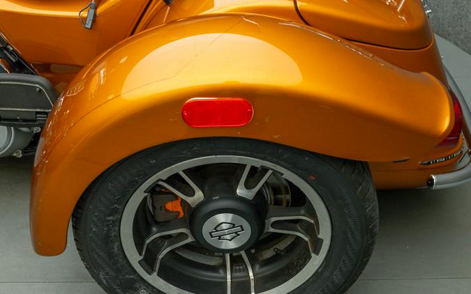 2015 HARLEY DAVIDSON FLRT FREEWHEELER TRIKE