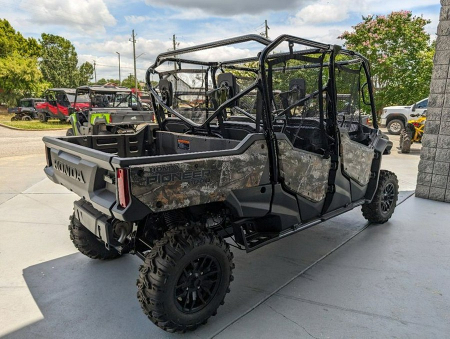 2024 Honda Pioneer 1000-6 Crew Deluxe