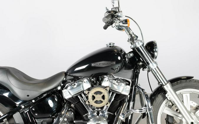 2022 Harley-Davidson Softail Standard
