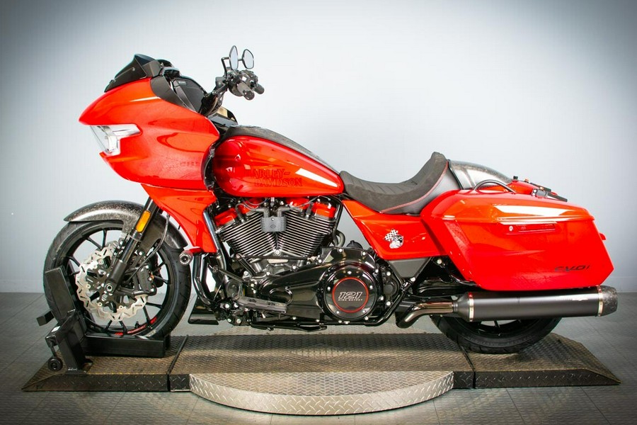 2025 Harley-Davidson CVO Road Glide ST FLTRXSTSE