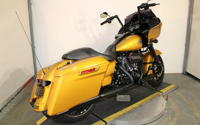 Used 2023 Harley-Davidson Road Glide Special Grand American Touring Motorcycle For Sale In Miami, Florida