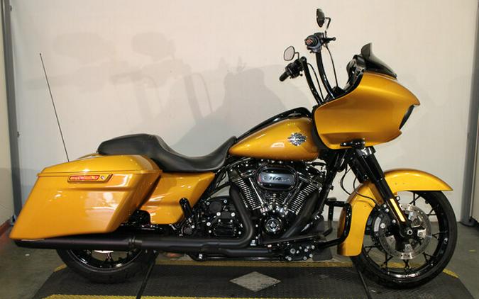 Used 2023 Harley-Davidson Road Glide Special Grand American Touring Motorcycle For Sale In Miami, Florida
