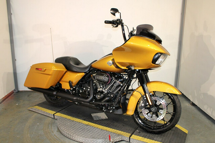 Used 2023 Harley-Davidson Road Glide Special Grand American Touring Motorcycle For Sale In Miami, Florida