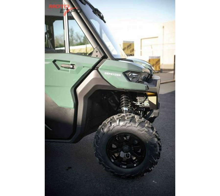 2026 Can-Am® Defender DPS CAB HD10