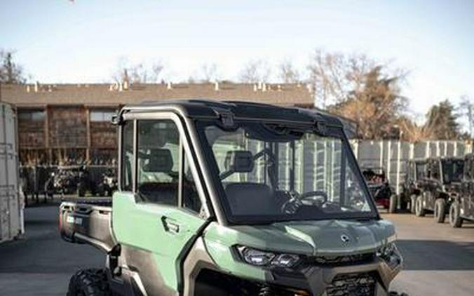 2026 Can-Am® Defender DPS CAB HD10