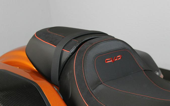 Harley-Davidson® CVO Street Glide 2026 FLHXSE 84680417 TORCHED ORANGE W/ PINSTRIPE