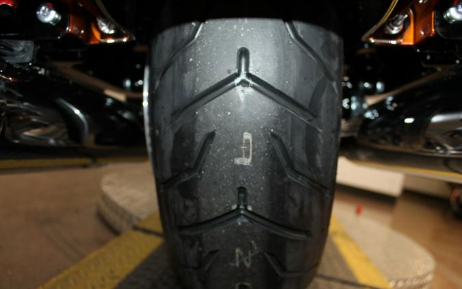 Harley-Davidson® CVO Street Glide 2026 FLHXSE 84680417 TORCHED ORANGE W/ PINSTRIPE