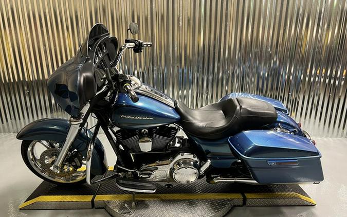2014 Harley-Davidson FLHX - Street Glide