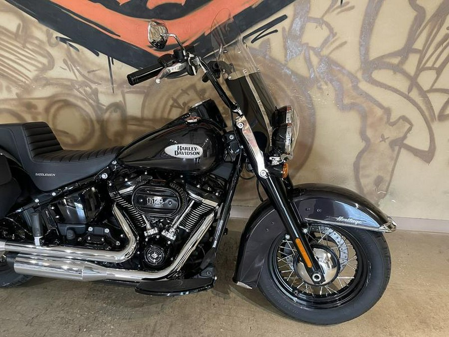 2021 Harley-Davidson® FLHCS - Heritage Classic 114