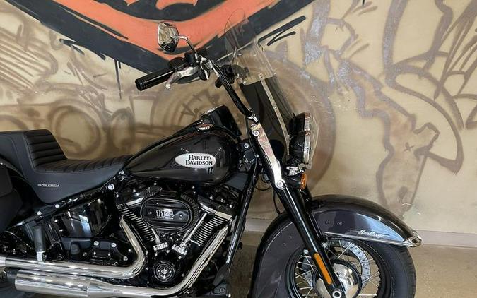 2021 Harley-Davidson® FLHCS - Heritage Classic 114