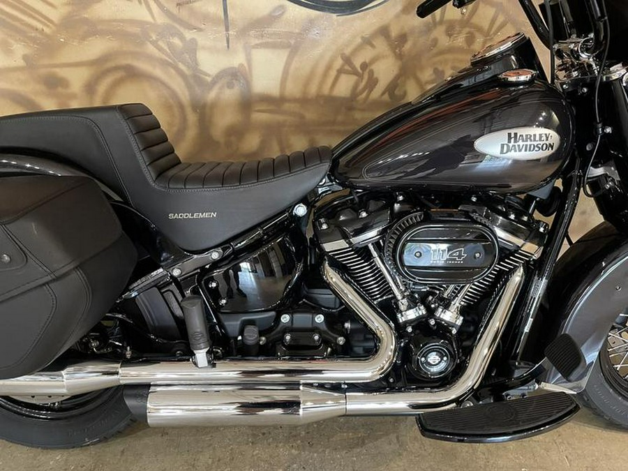 2021 Harley-Davidson® FLHCS - Heritage Classic 114