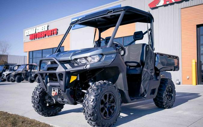 2024 Can-Am® Defender XT HD7