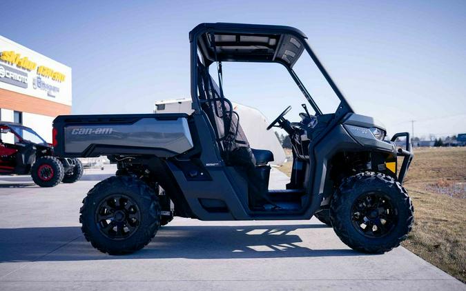 2024 Can-Am® Defender XT HD7