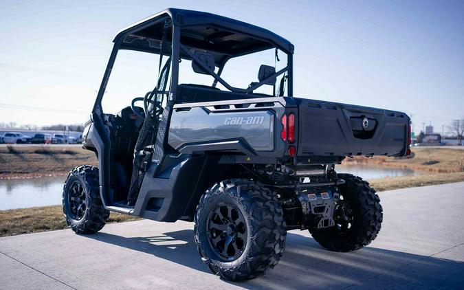 2024 Can-Am® Defender XT HD7