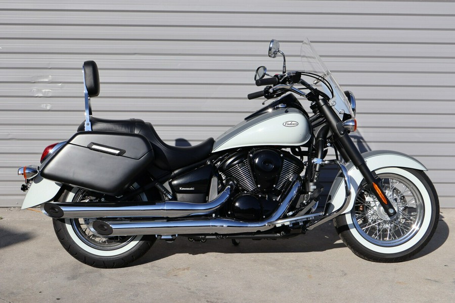 2024 Kawasaki VULCAN 900 CLASSIC