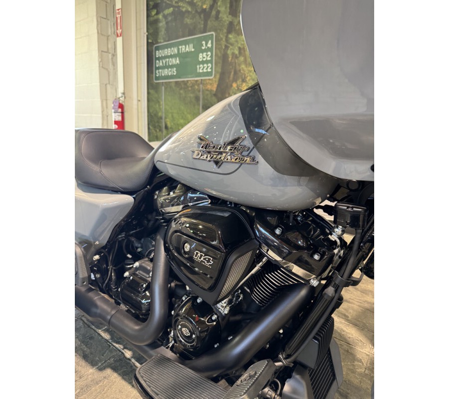 2025 Harley-Davidson Road Glide 3