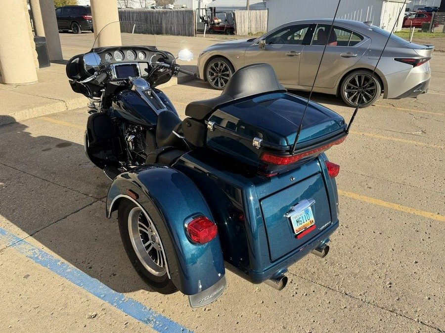 2020 Harley-Davidson® FLHTCUTG - Tri Glide® Ultra