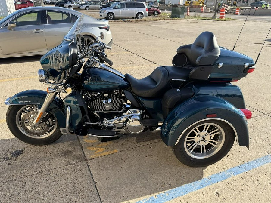 2020 Harley-Davidson® FLHTCUTG - Tri Glide® Ultra