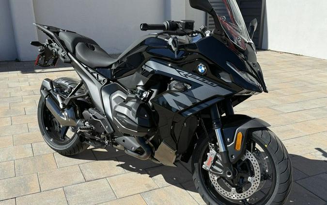 2026 BMW R 1300 RS Triple Black