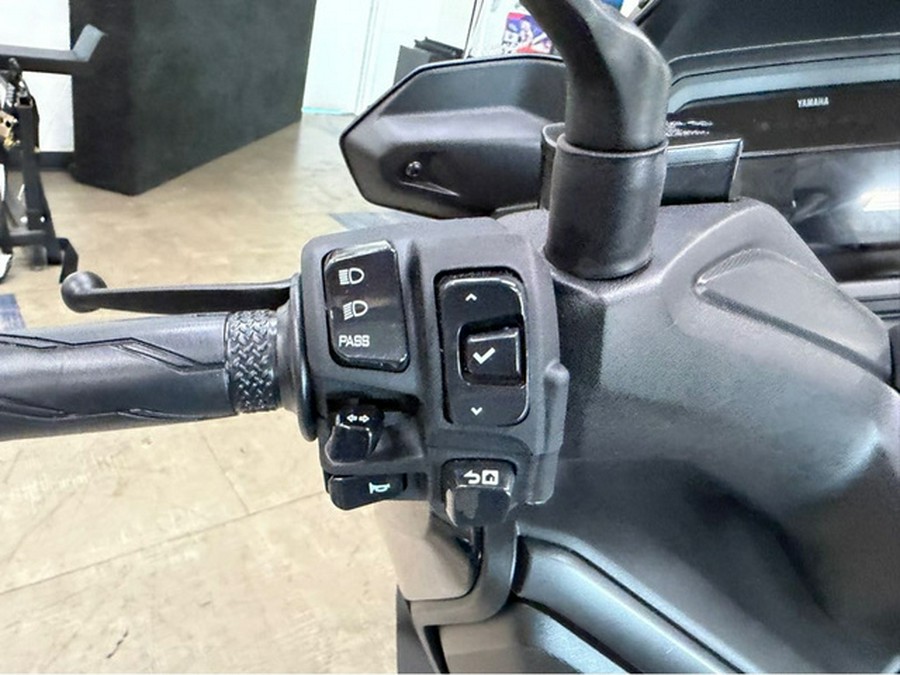 2025 Yamaha XMAX