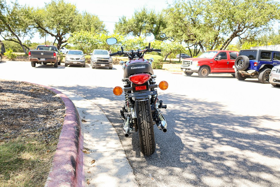 2022 KAWASAKI W800