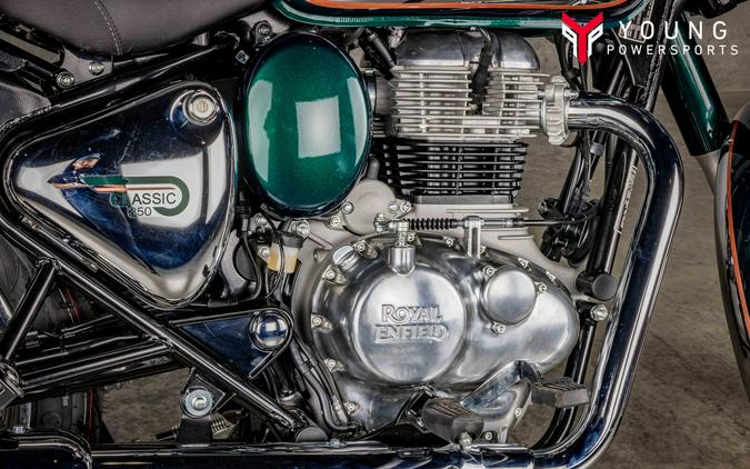 2027 Royal Enfield CLASSIC 350 - VV300036