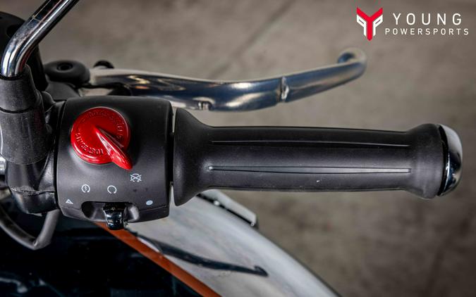 2027 Royal Enfield CLASSIC 350 - VV300036