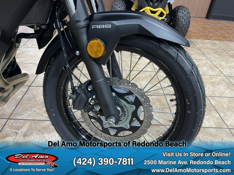 2025 Kawasaki VERSYS-X 300 ABS