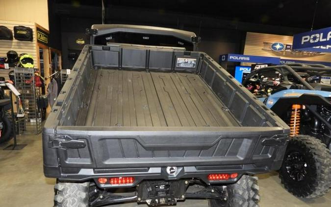 2026 Can-Am® Defender 6x6 Limited HD10