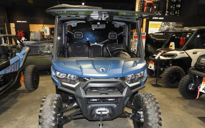 2026 Can-Am® Defender 6x6 Limited HD10
