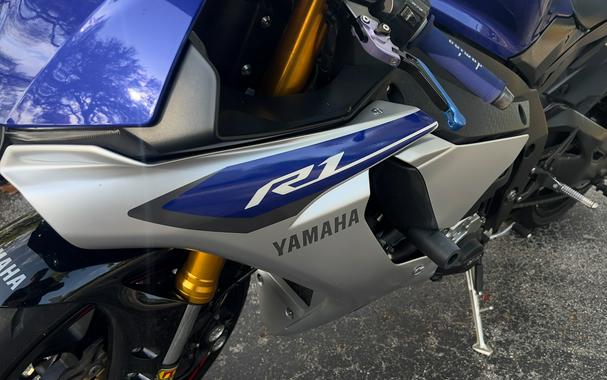 2015 Yamaha YZF