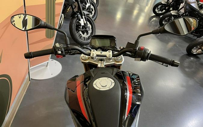 2025 BMW G 310 R Style Passion