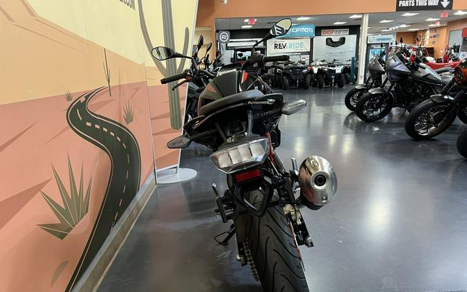 2025 BMW G 310 R Style Passion