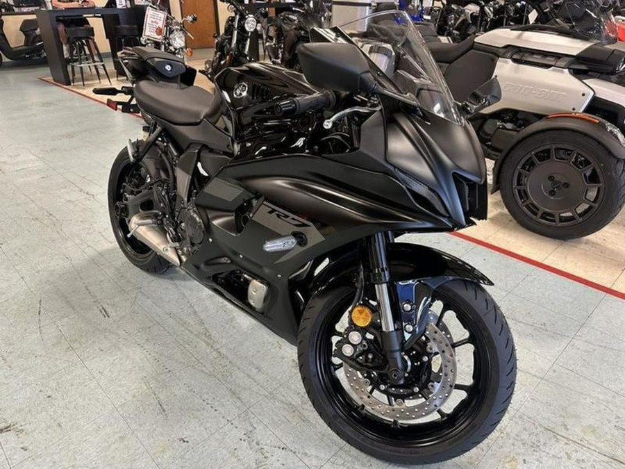 2025 Yamaha YZF-R7