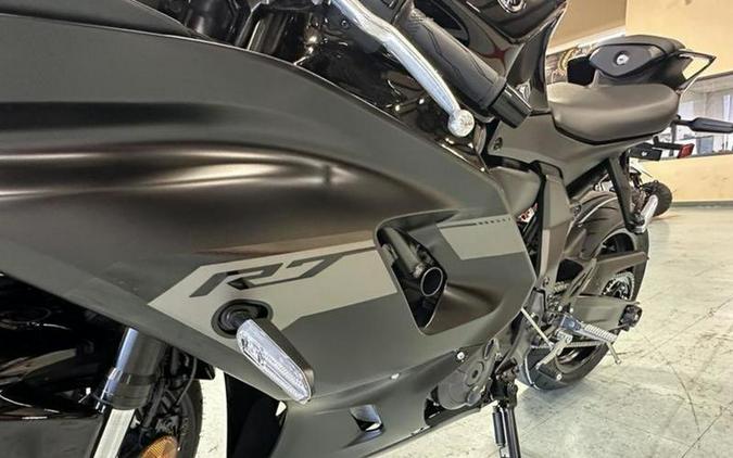 2025 Yamaha YZF-R7