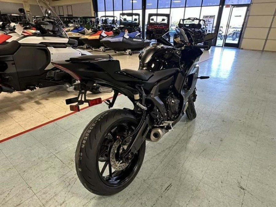 2025 Yamaha YZF-R7