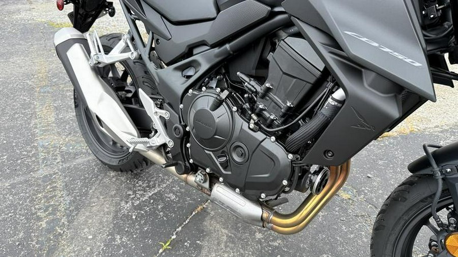 2025 Honda® CB750 Hornet