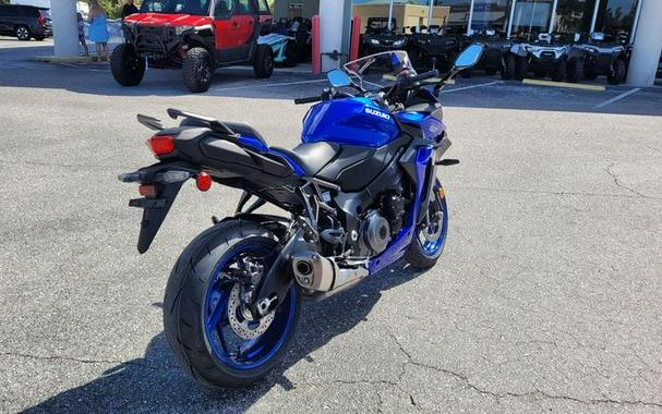 2026 Suzuki GSX-S1000GT+