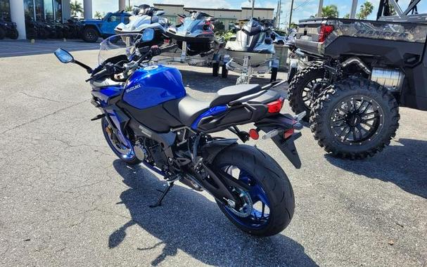 2026 Suzuki GSX-S1000GT+