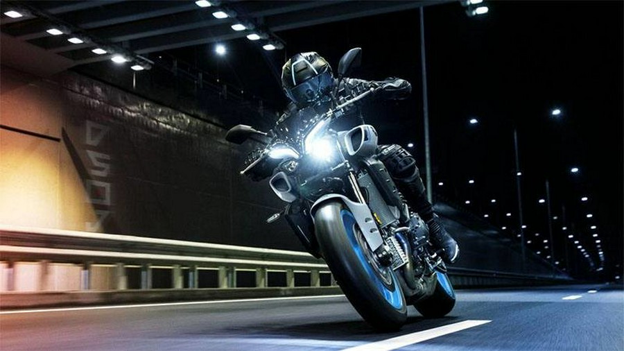 2025 MT-10 - Yamaha