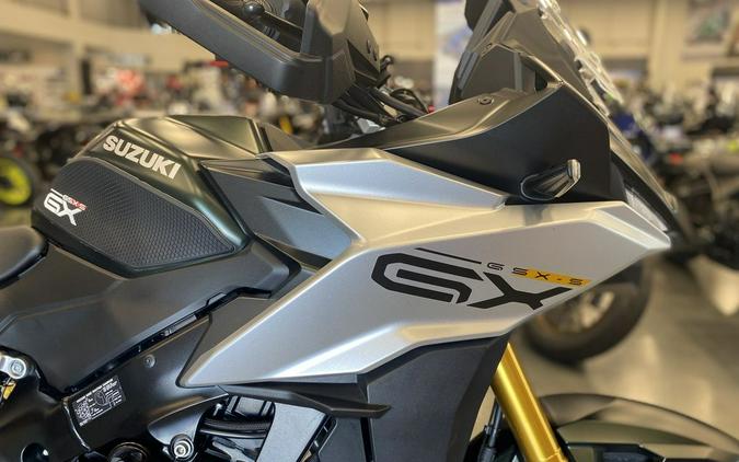 2024 Suzuki GSX-S 1000GX+