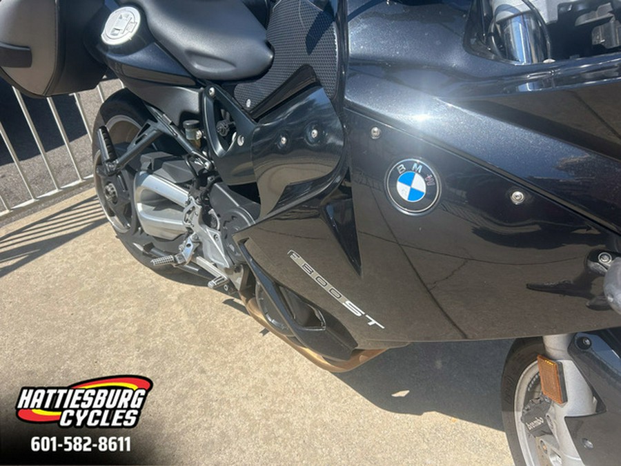 2012 BMW 2012F800ST