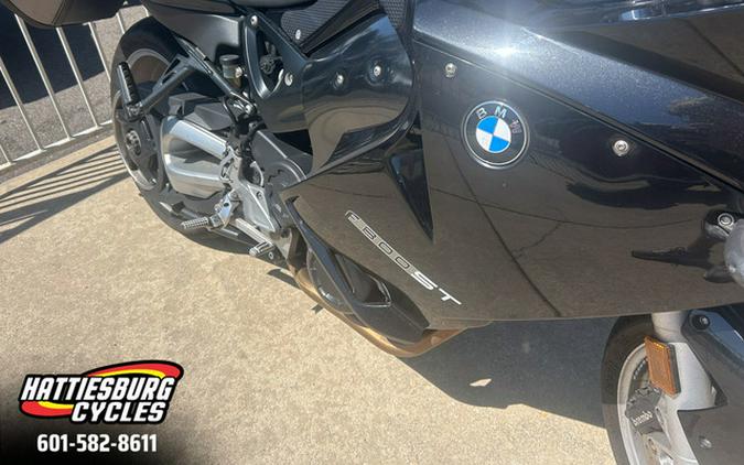 2012 BMW 2012F800ST